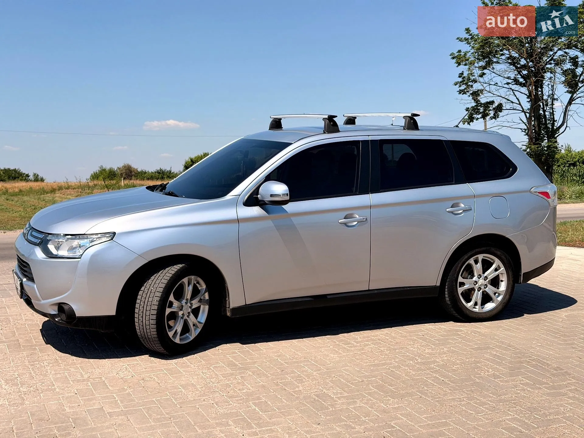 2013 Mitsubishi Outlander - мініатюра 15
