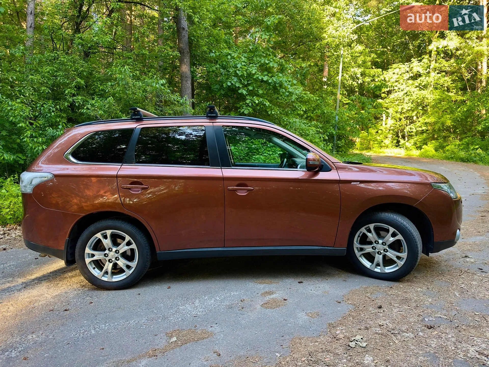 2014 Mitsubishi Outlander - мініатюра 20