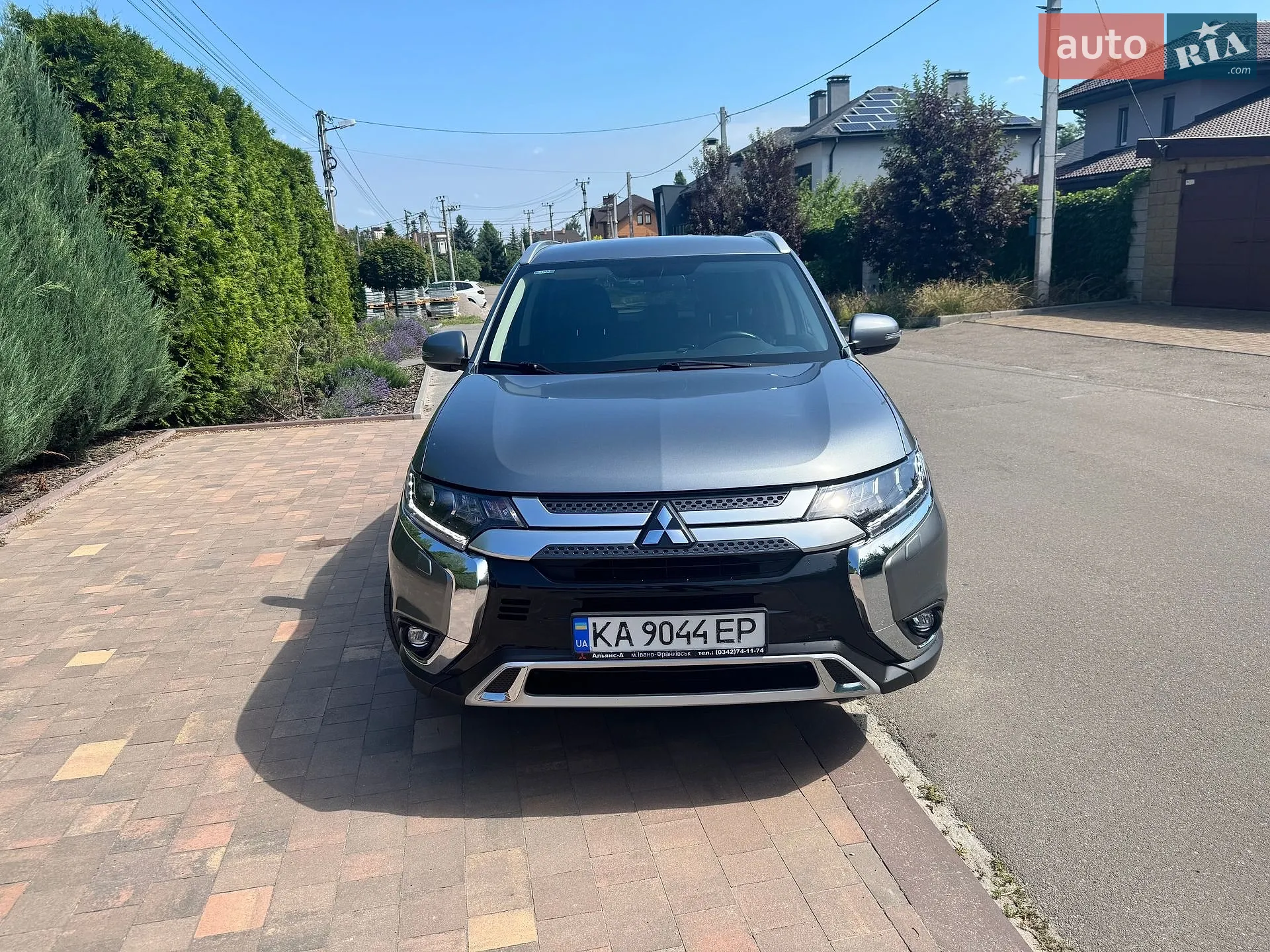 2021 Mitsubishi Outlander - мініатюра 2