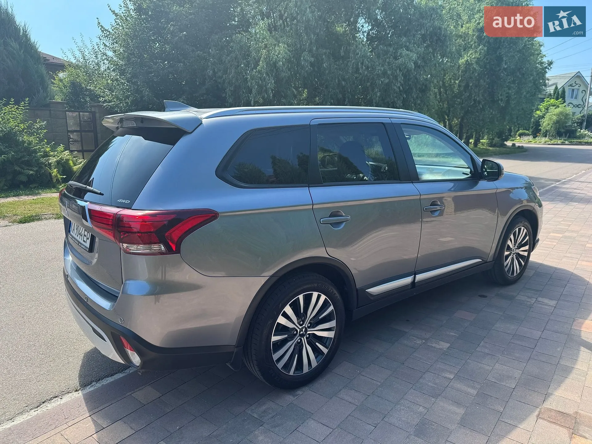 2021 Mitsubishi Outlander - мініатюра 7