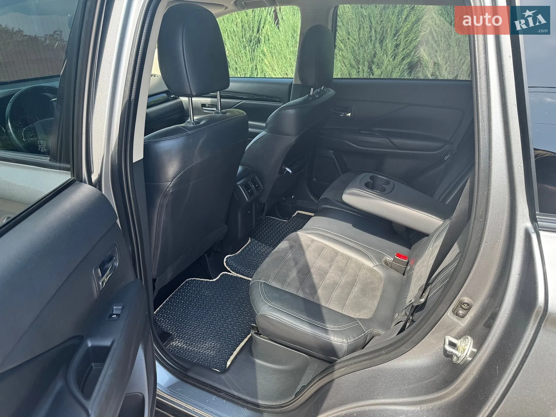 2021 Mitsubishi Outlander - мініатюра 13