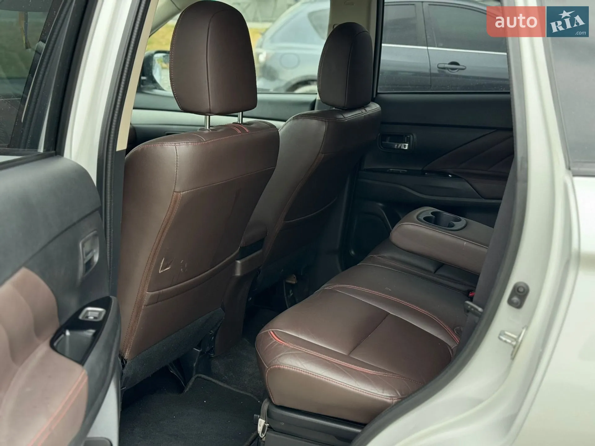 2016 Mitsubishi Outlander - мініатюра 35