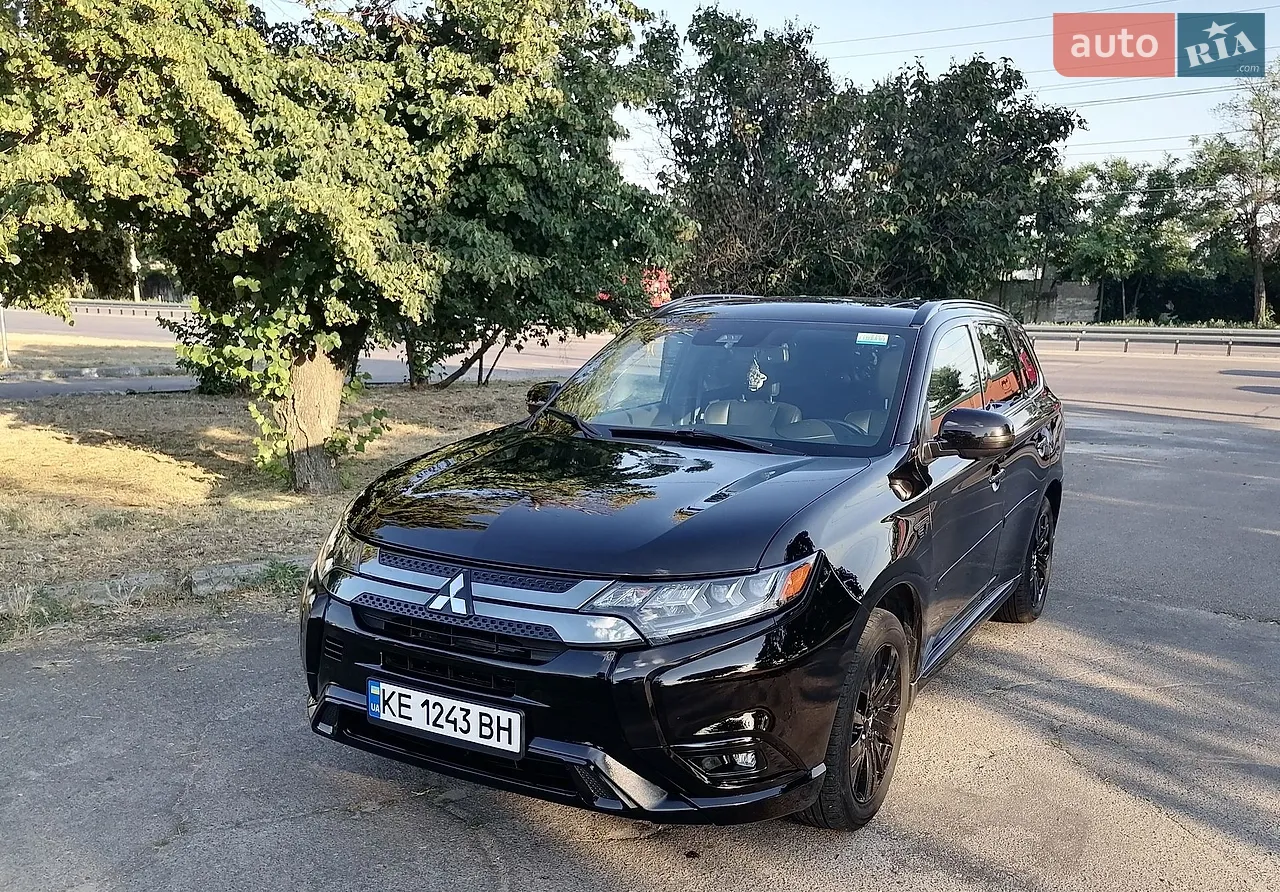 2022 Mitsubishi Outlander - мініатюра 27
