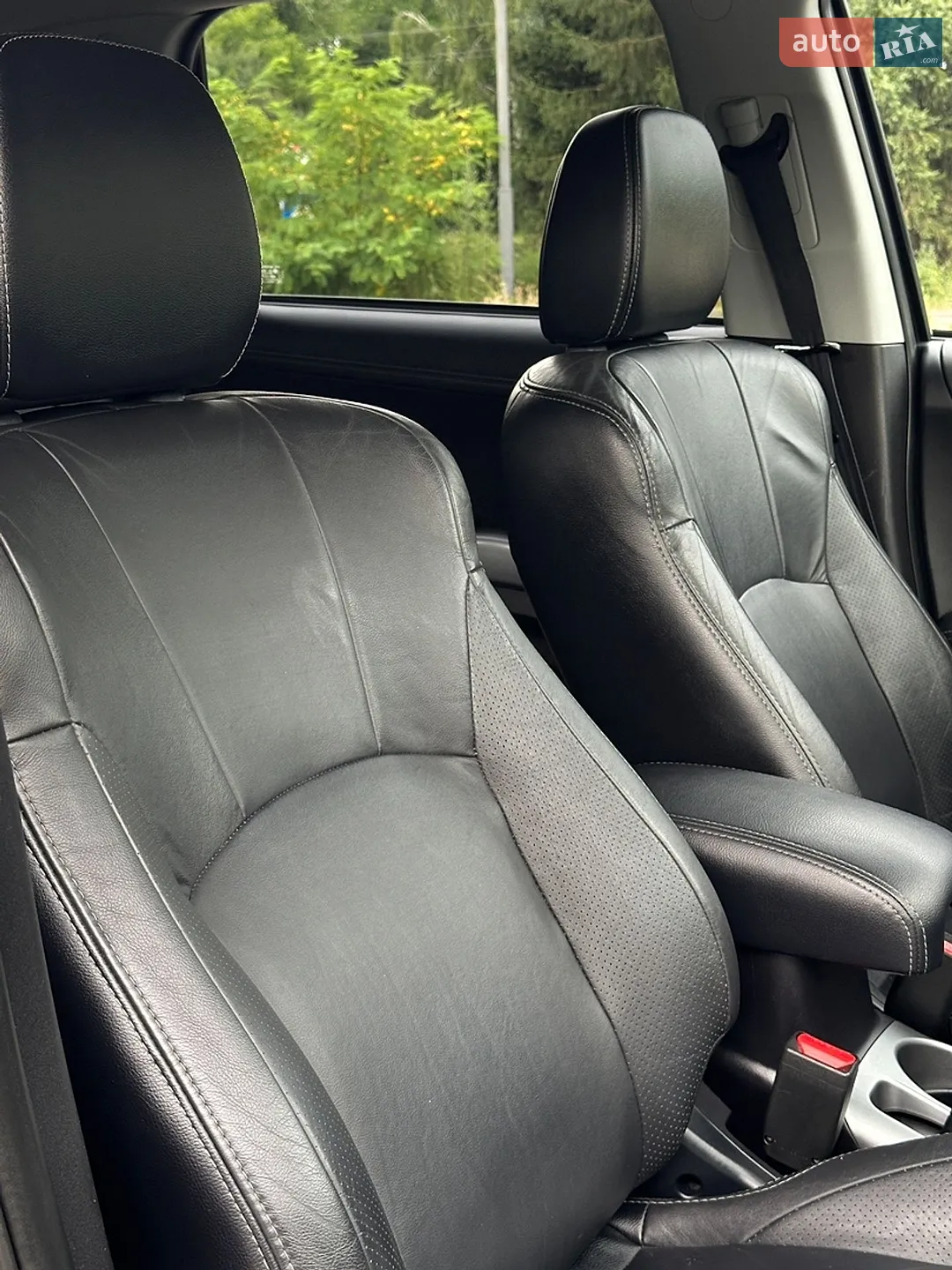 2011 Mitsubishi Outlander - мініатюра 41