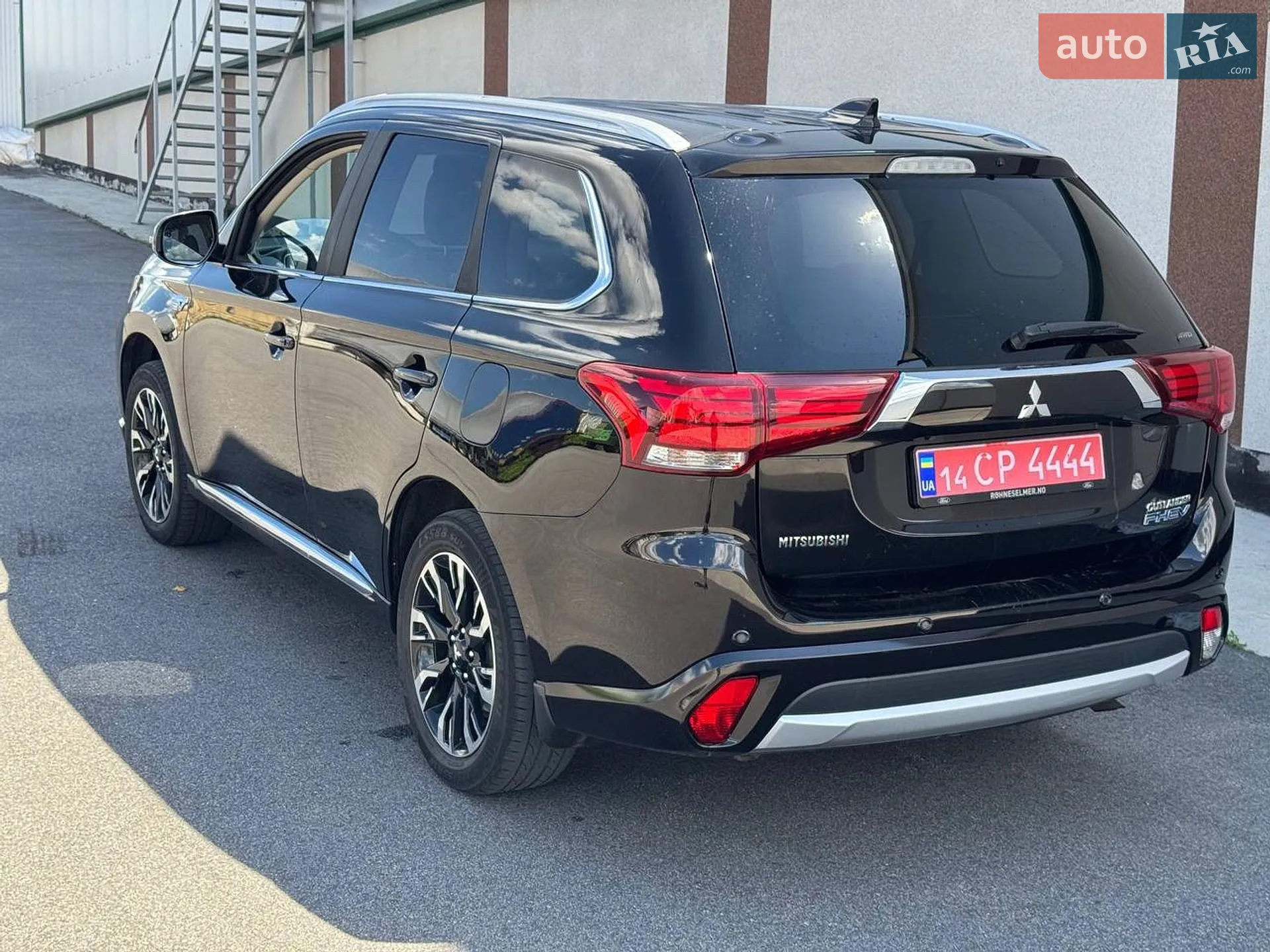 2016 Mitsubishi Outlander - мініатюра 6