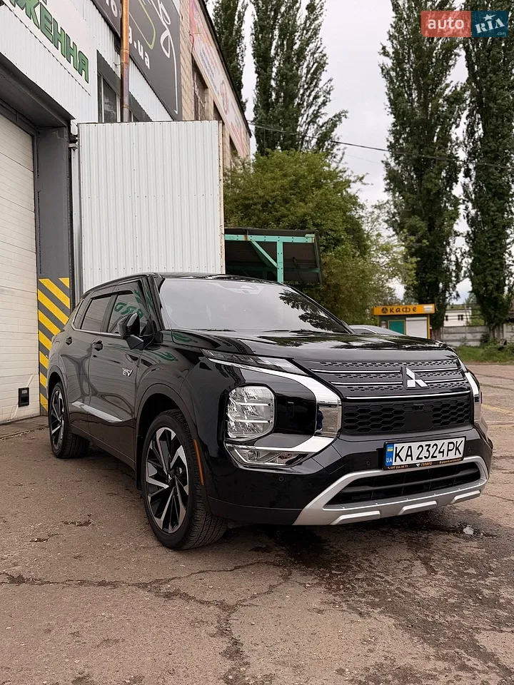 2023 Mitsubishi Outlander - мініатюра 34