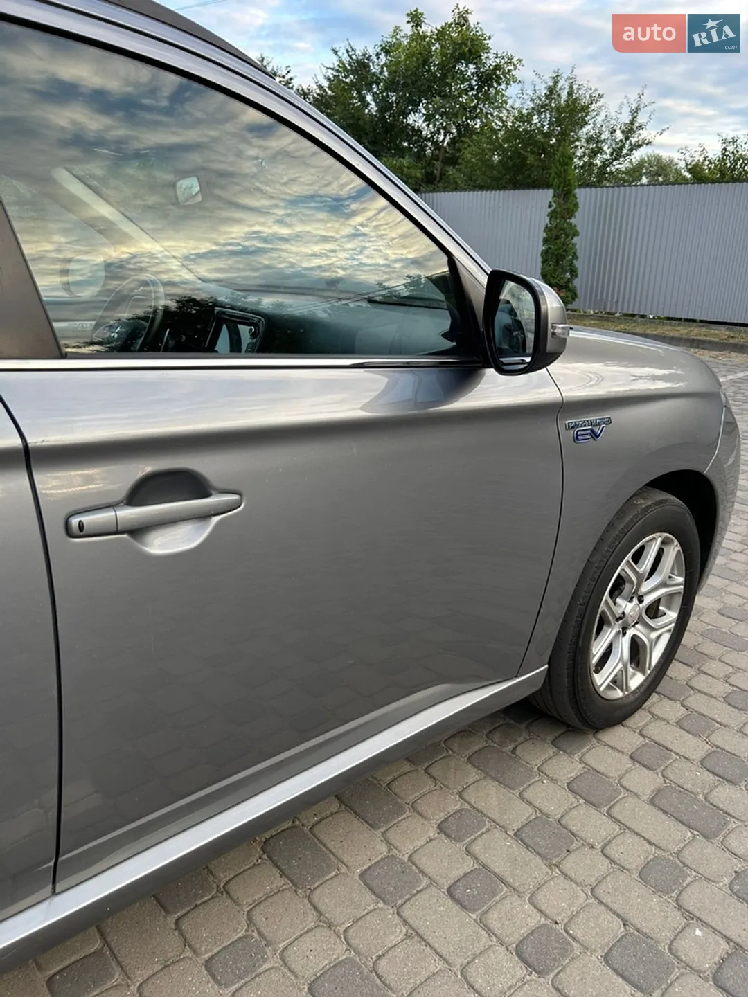 2014 Mitsubishi Outlander - мініатюра 21
