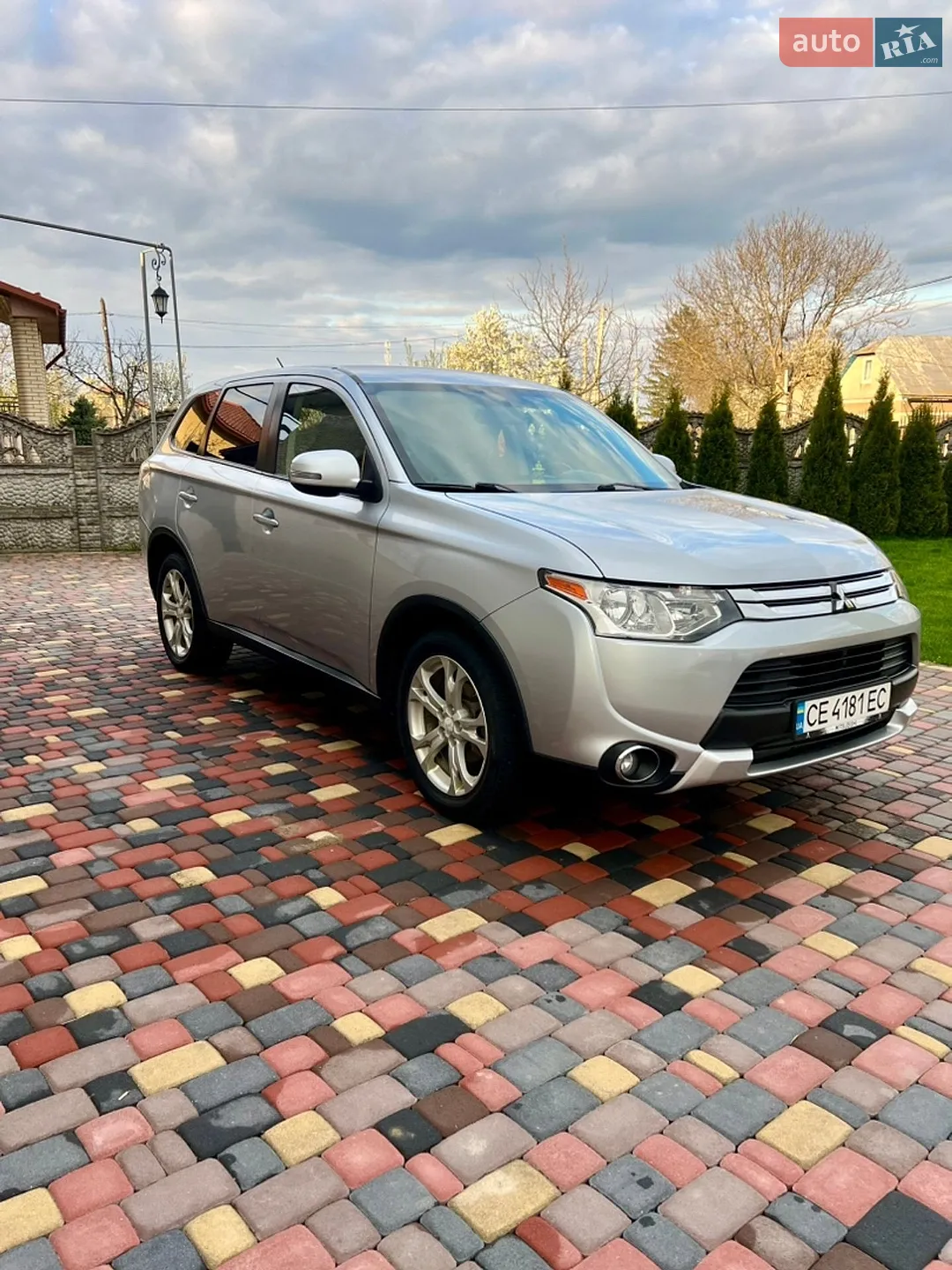 2014 Mitsubishi Outlander - мініатюра 9