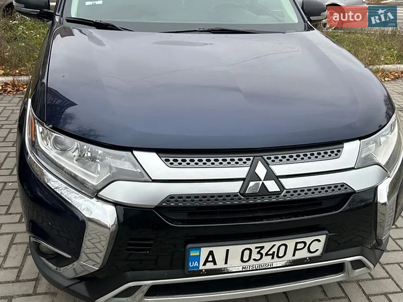 Mitsubishi Outlander