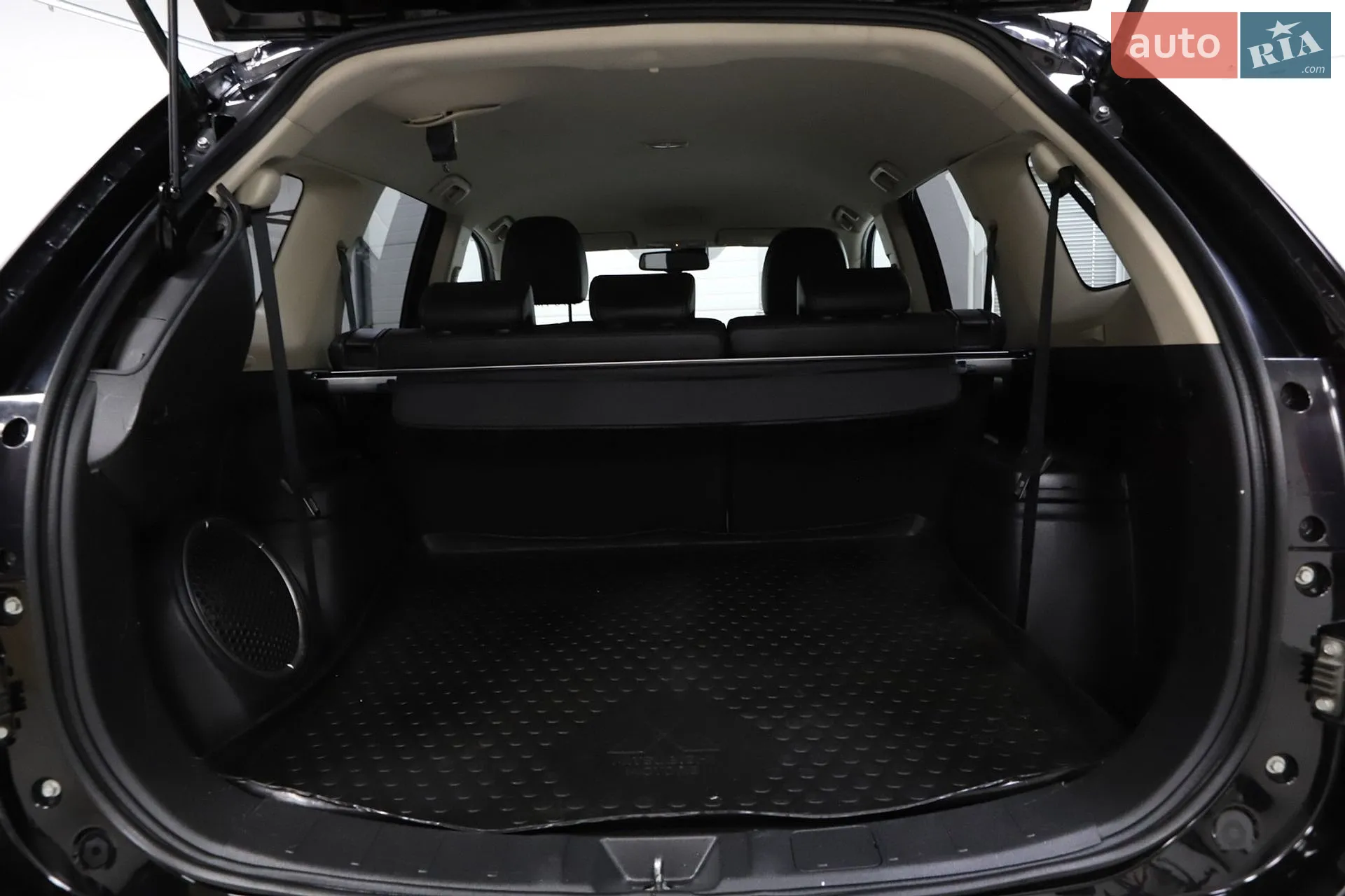2016 Mitsubishi Outlander - мініатюра 40