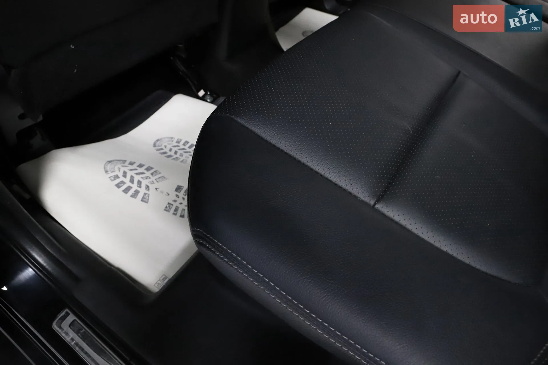 2016 Mitsubishi Outlander - мініатюра 72
