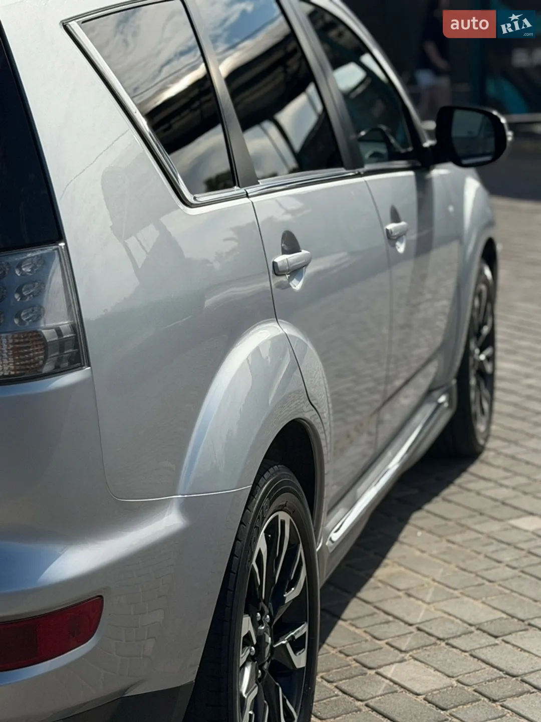 2011 Mitsubishi Outlander - мініатюра 13