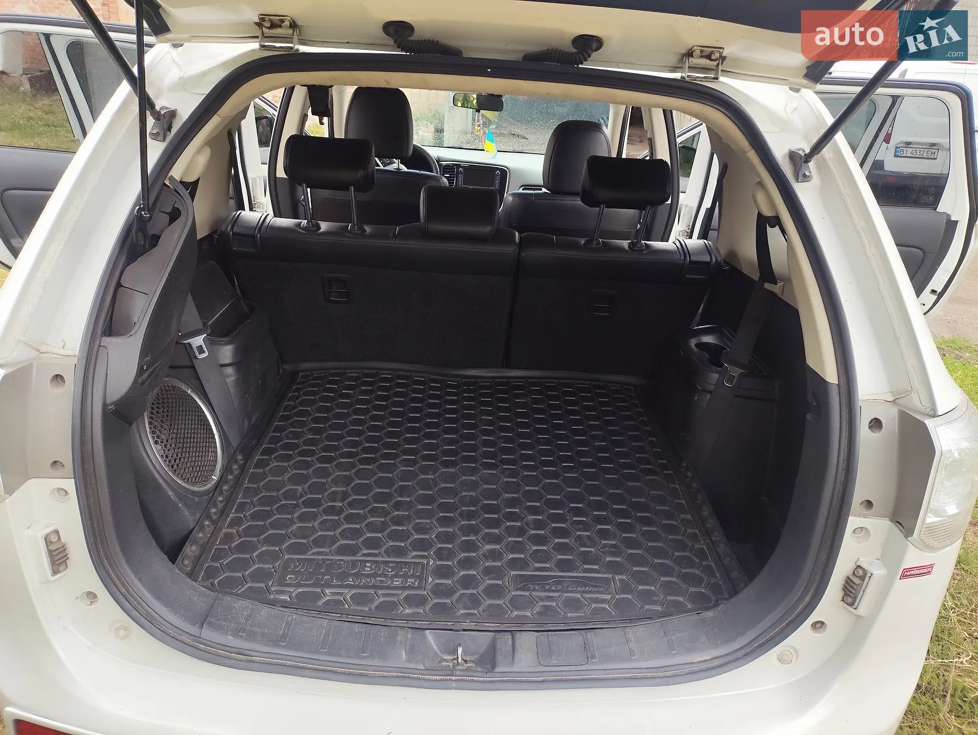 2014 Mitsubishi Outlander - мініатюра 12