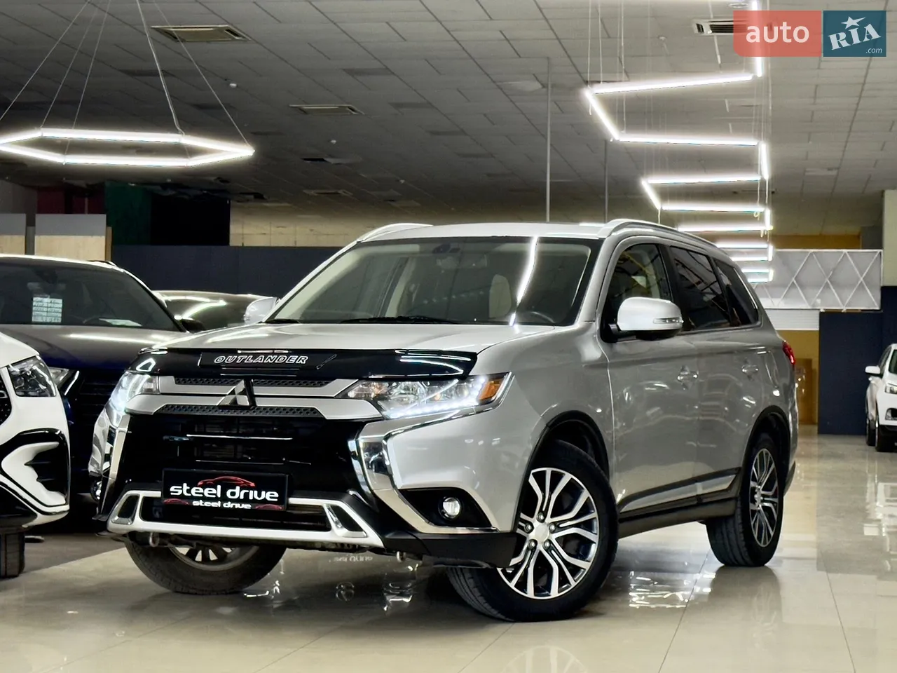 2017 Mitsubishi Outlander - мініатюра 10