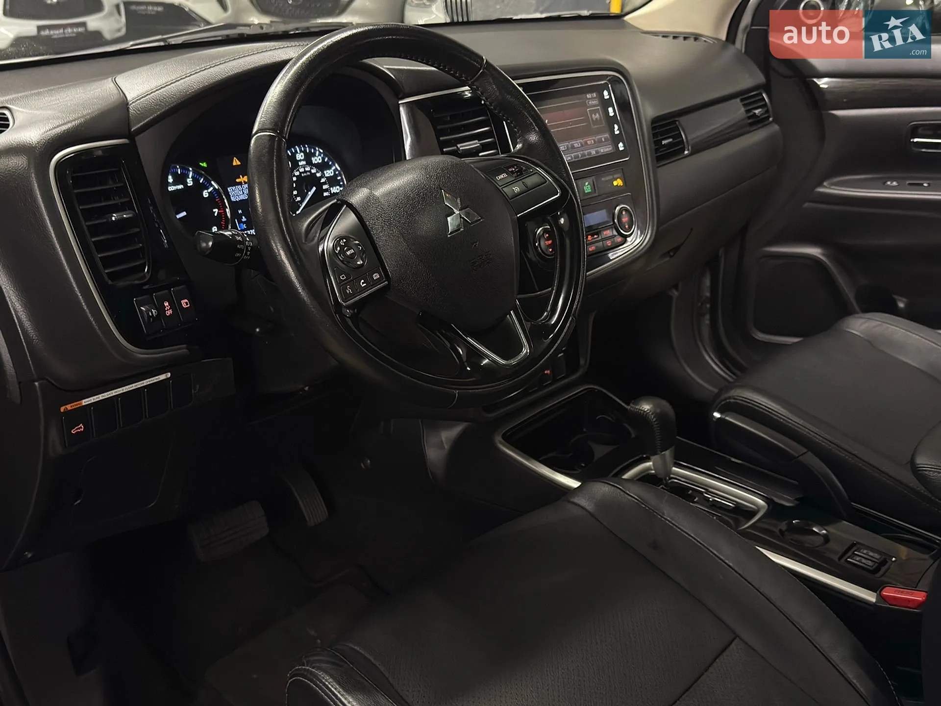 2018 Mitsubishi Outlander - мініатюра 21