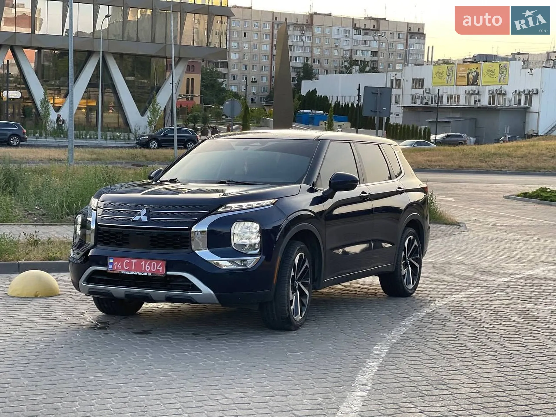 2023 Mitsubishi Outlander - мініатюра 5