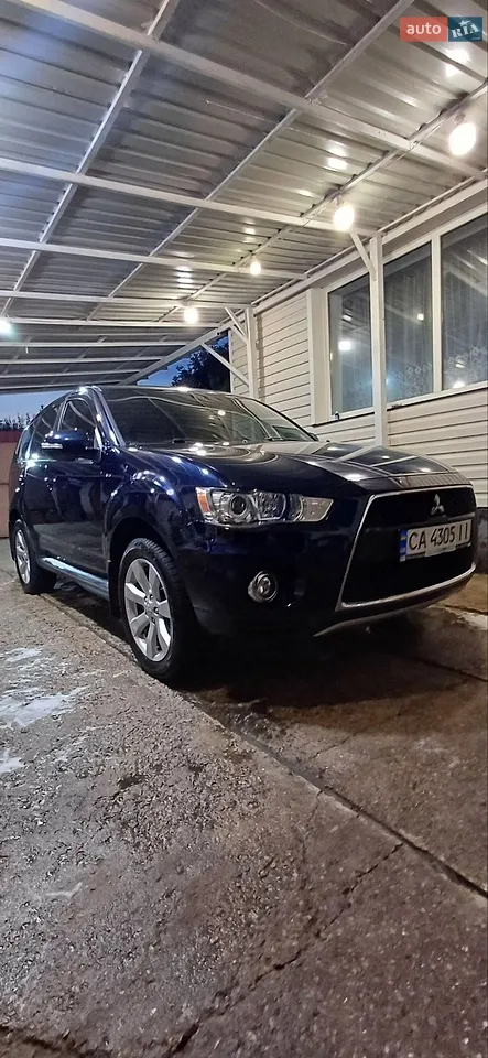 2012 Mitsubishi Outlander - мініатюра 16