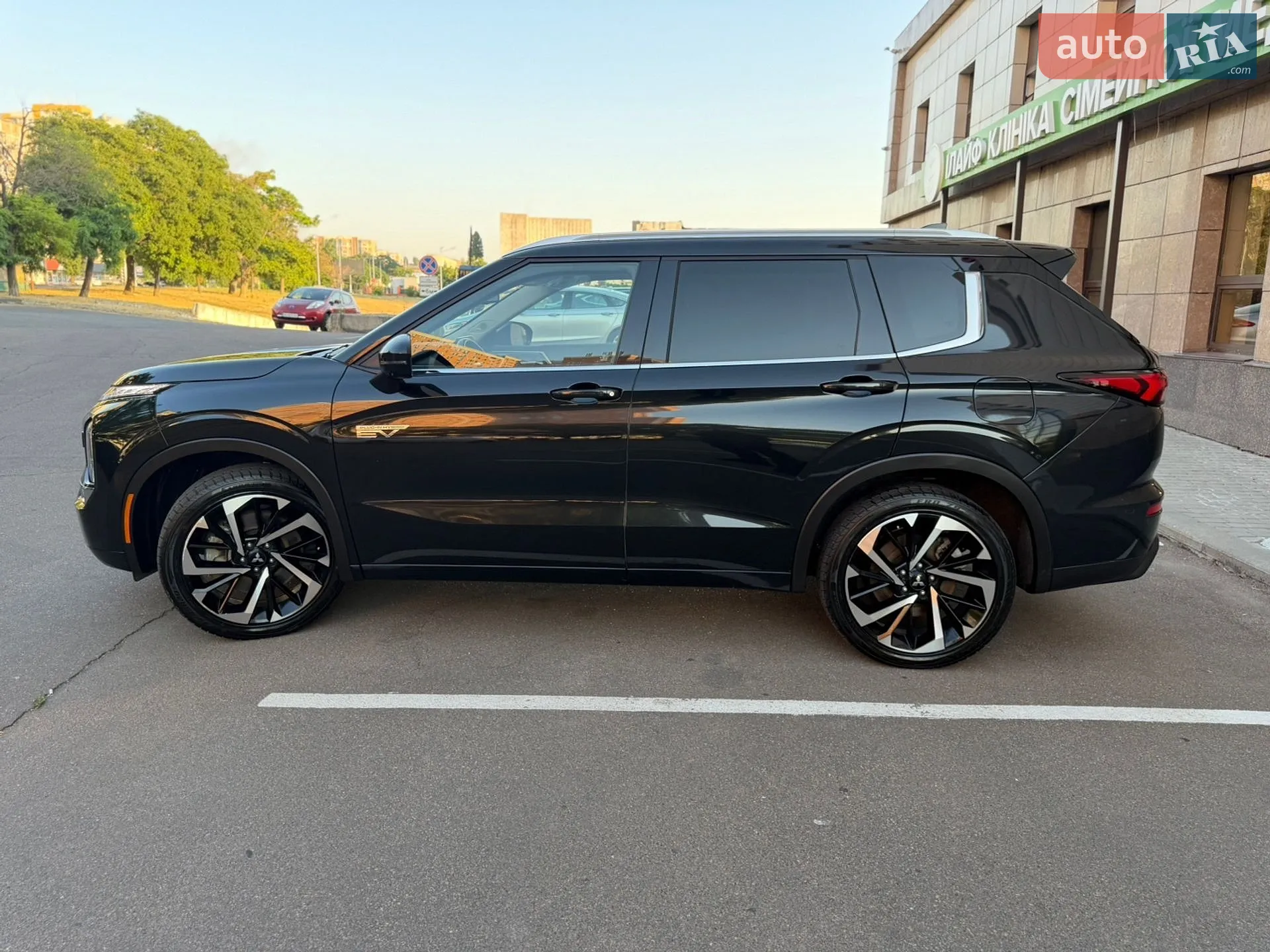 2024 Mitsubishi Outlander - мініатюра 7