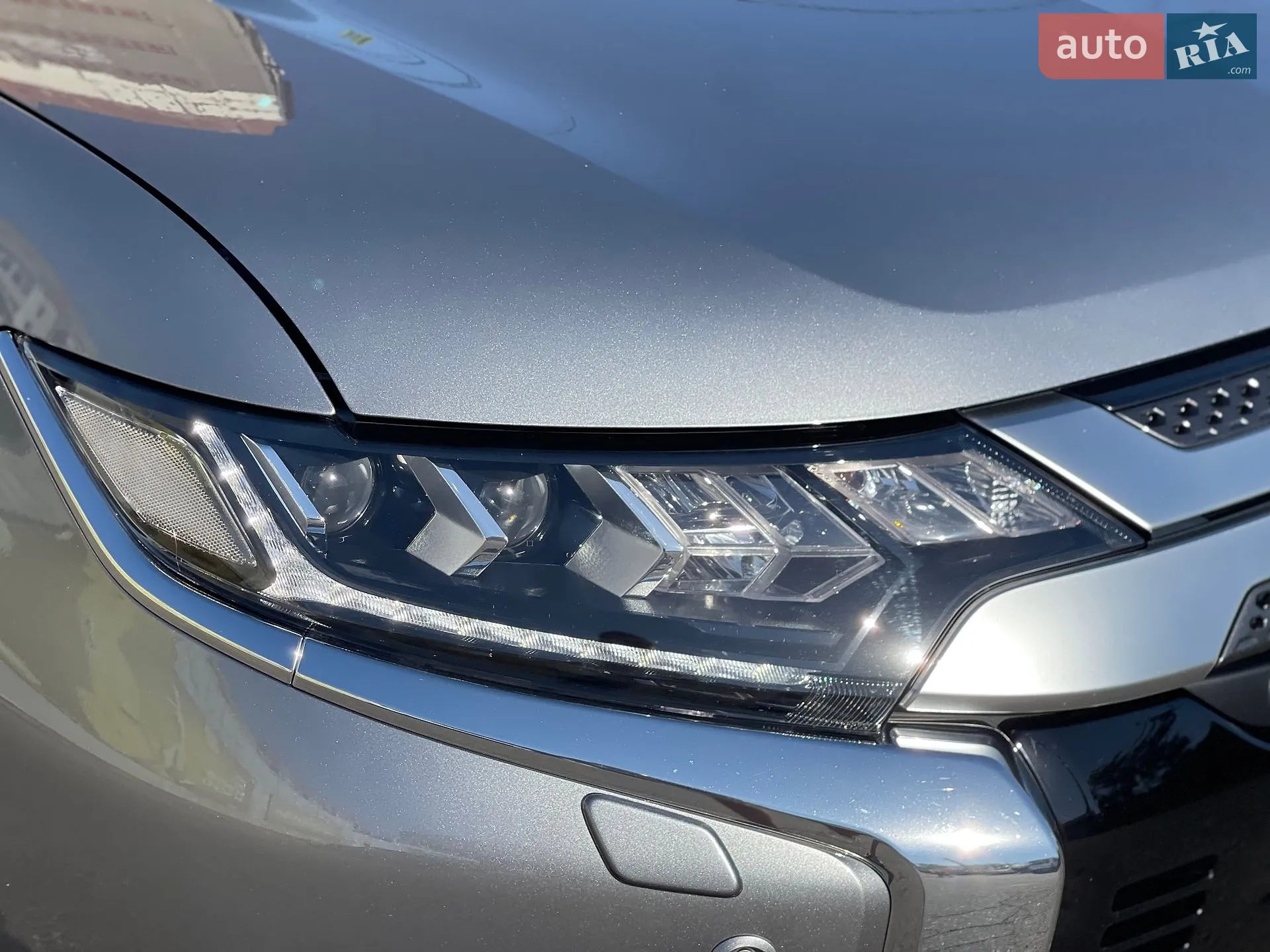 2023 Mitsubishi Outlander - мініатюра 14