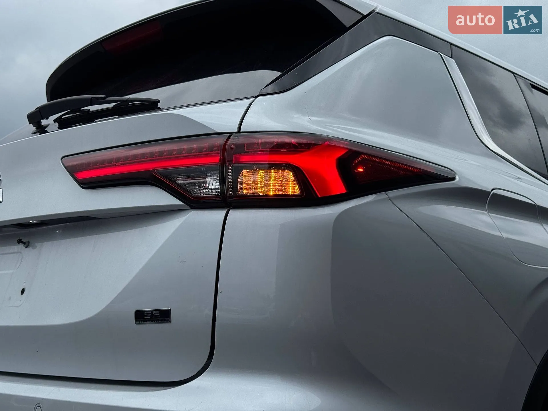 2022 Mitsubishi Outlander - мініатюра 23