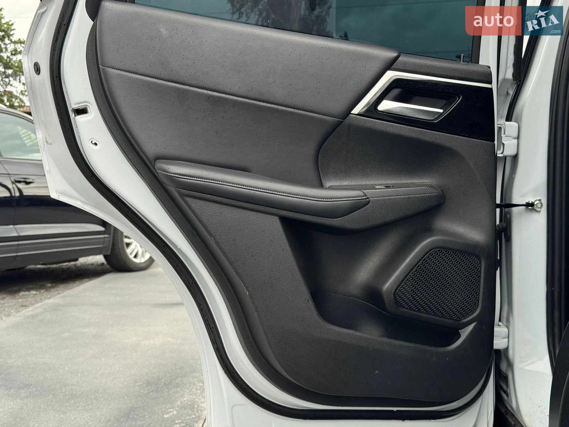 2022 Mitsubishi Outlander - мініатюра 52