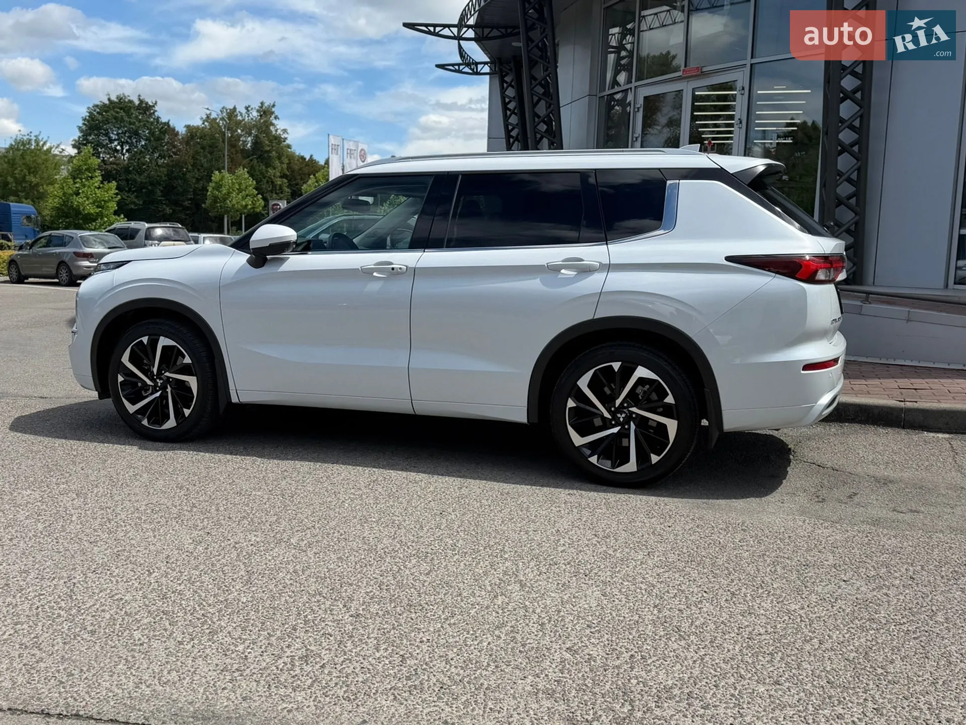2024 Mitsubishi Outlander - мініатюра 7