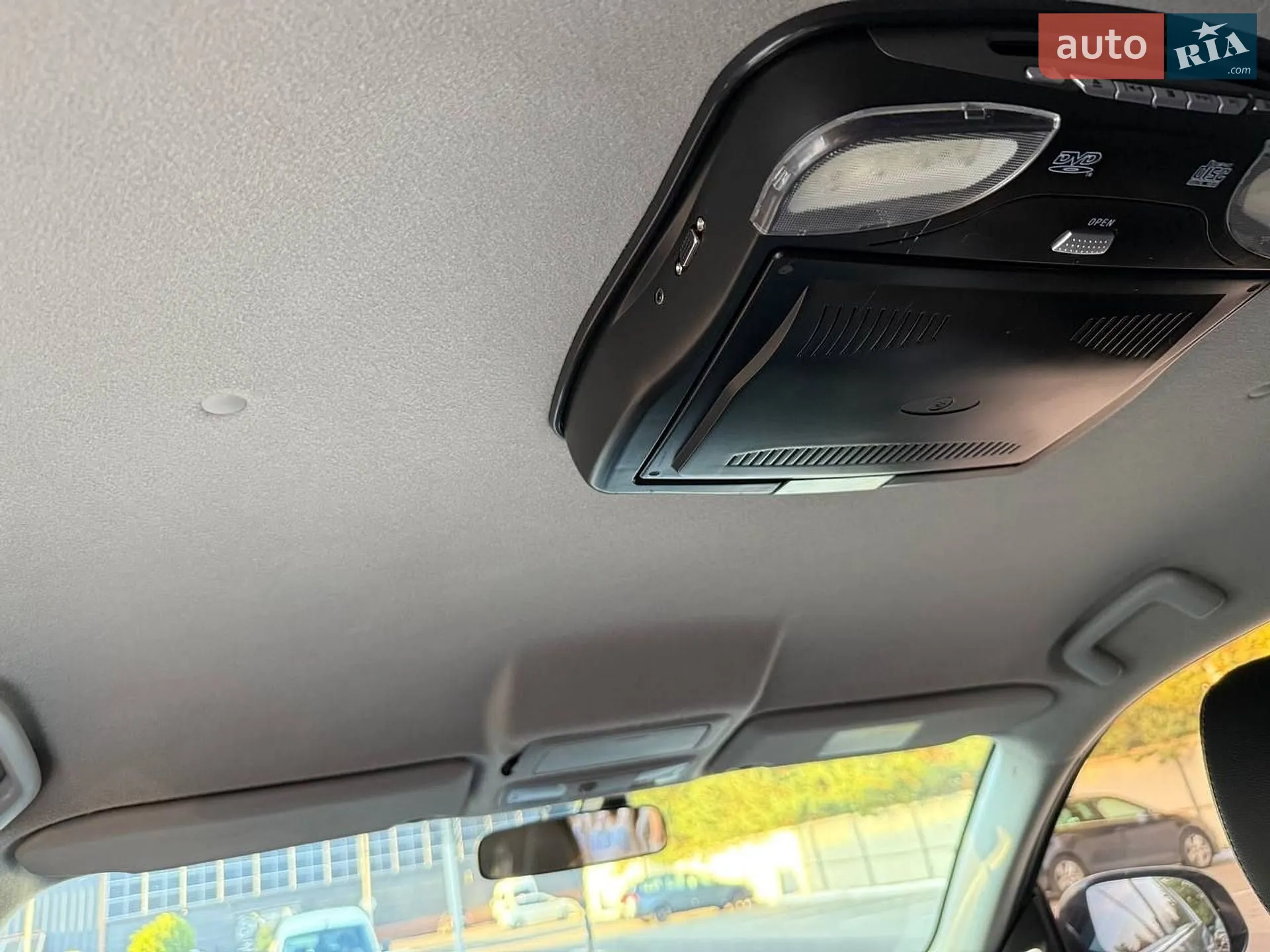 2010 Mitsubishi Outlander - мініатюра 29