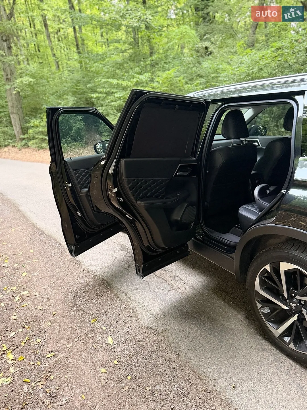 2023 Mitsubishi Outlander - мініатюра 10
