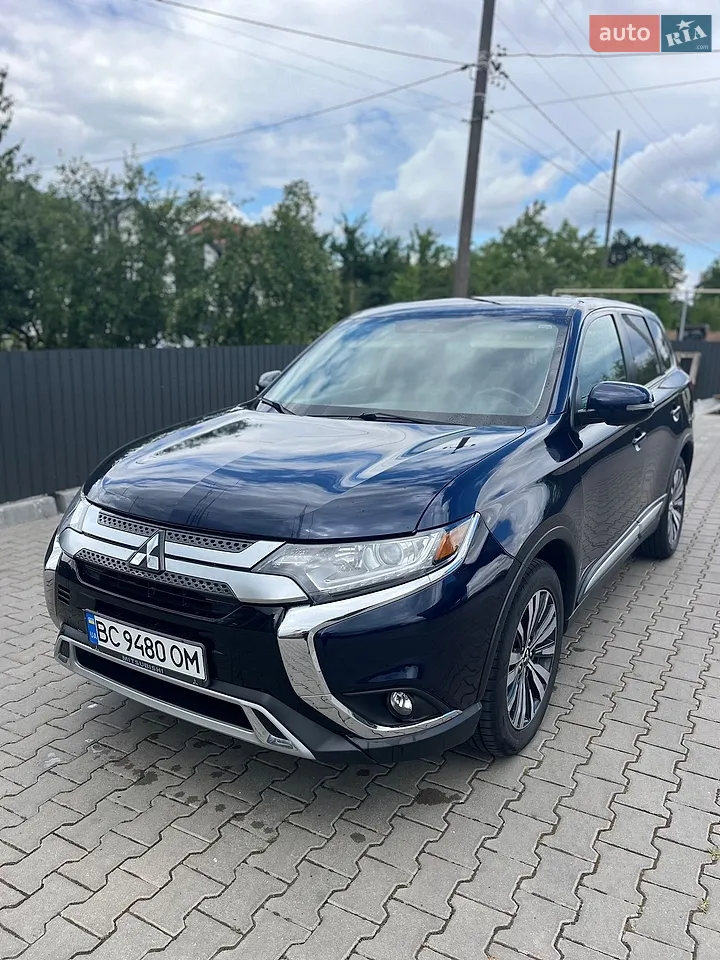 2018 Mitsubishi Outlander - мініатюра 38