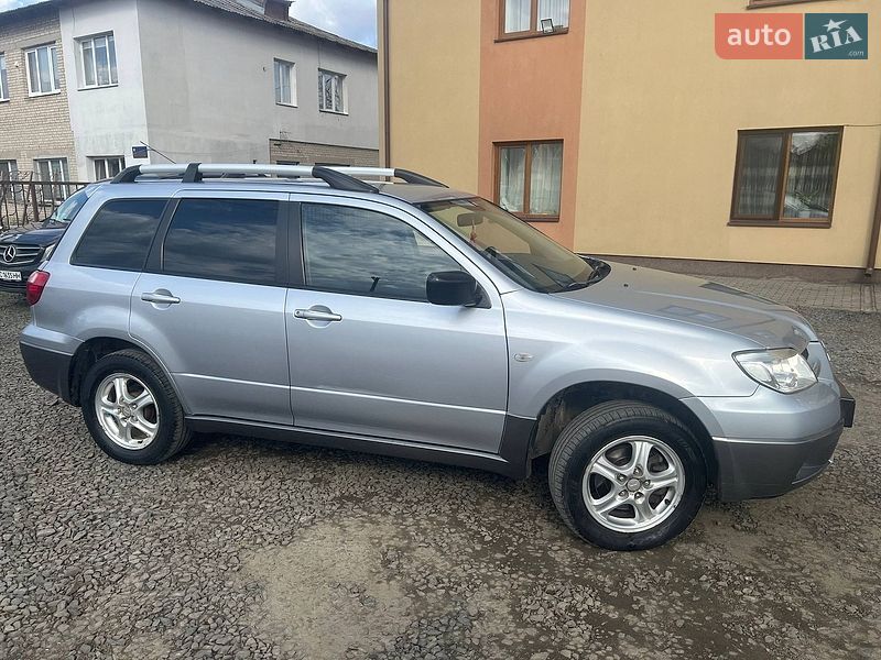 Внедорожник / Кроссовер Mitsubishi Outlander 2007 в Луцке