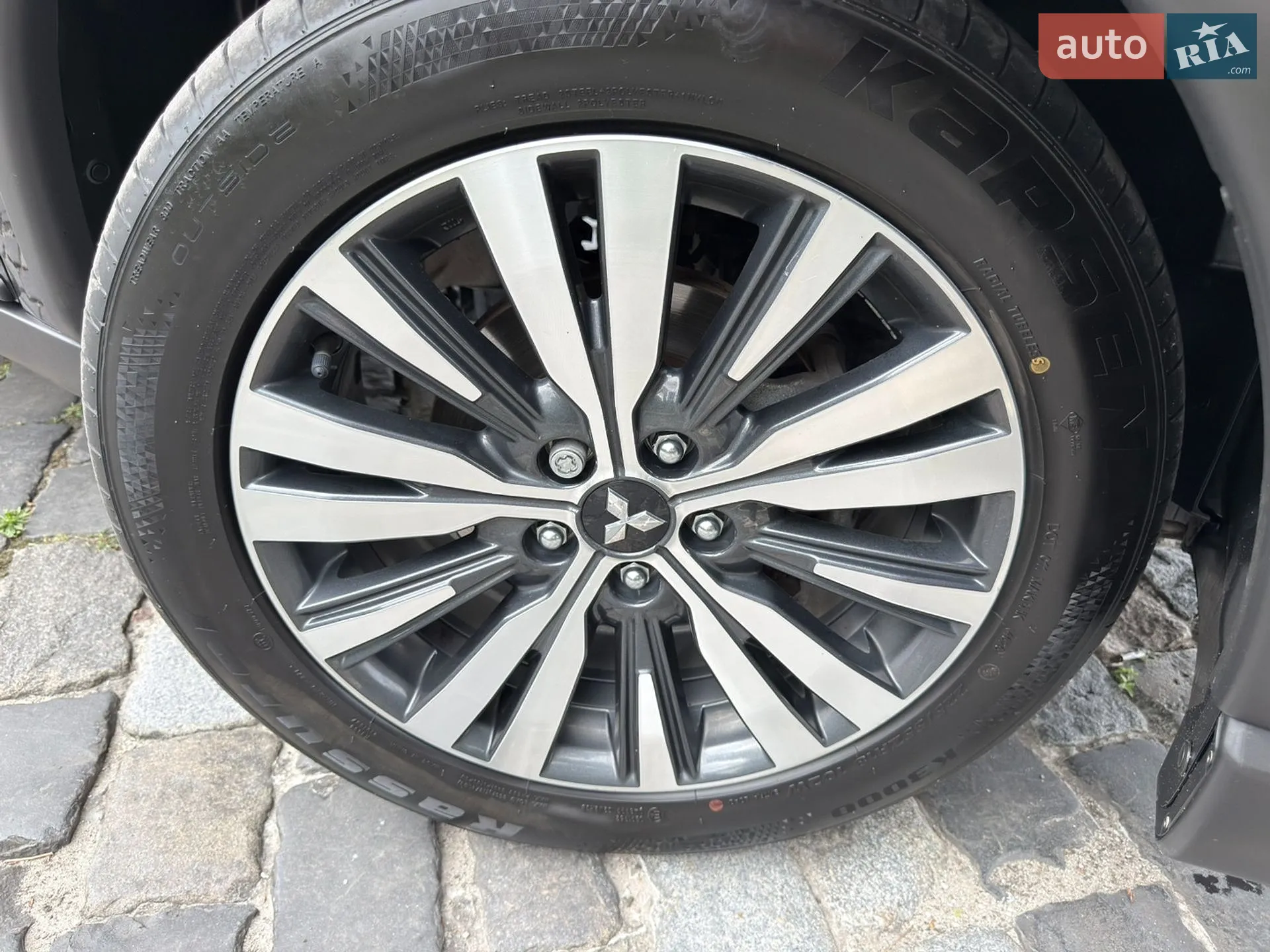 2021 Mitsubishi Outlander - мініатюра 21