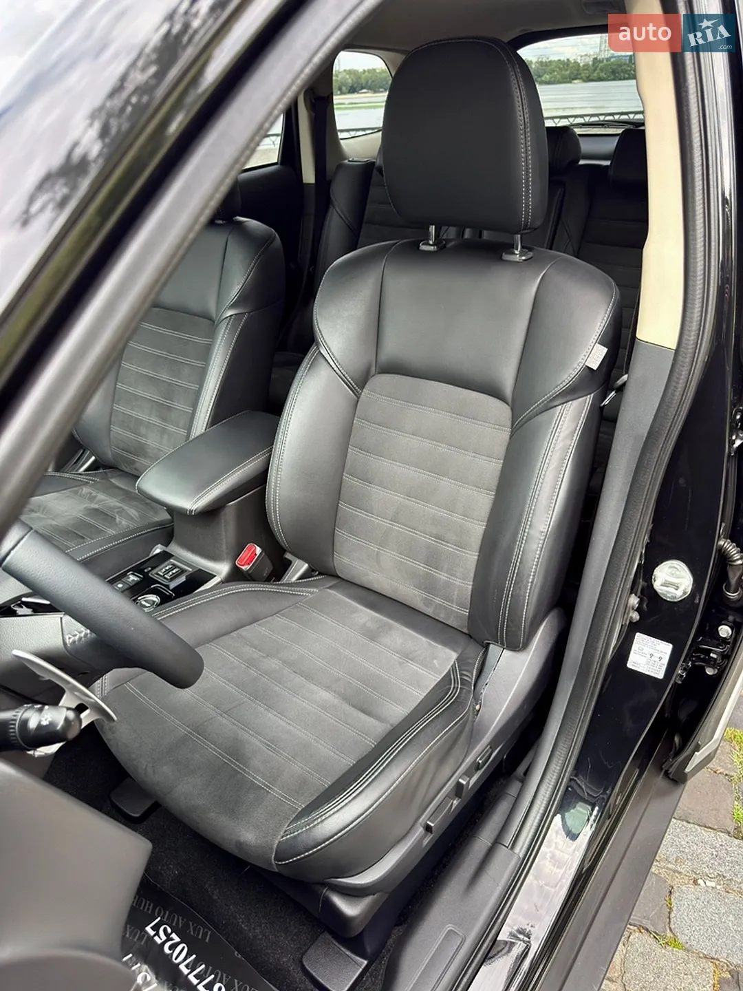 2021 Mitsubishi Outlander - мініатюра 40