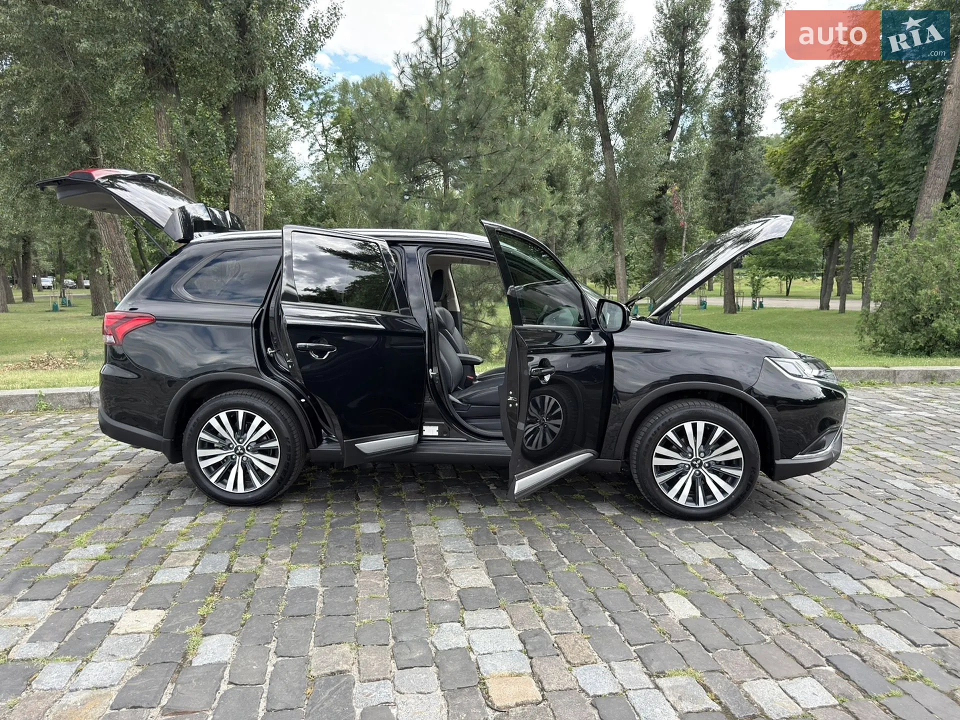 2021 Mitsubishi Outlander - мініатюра 91