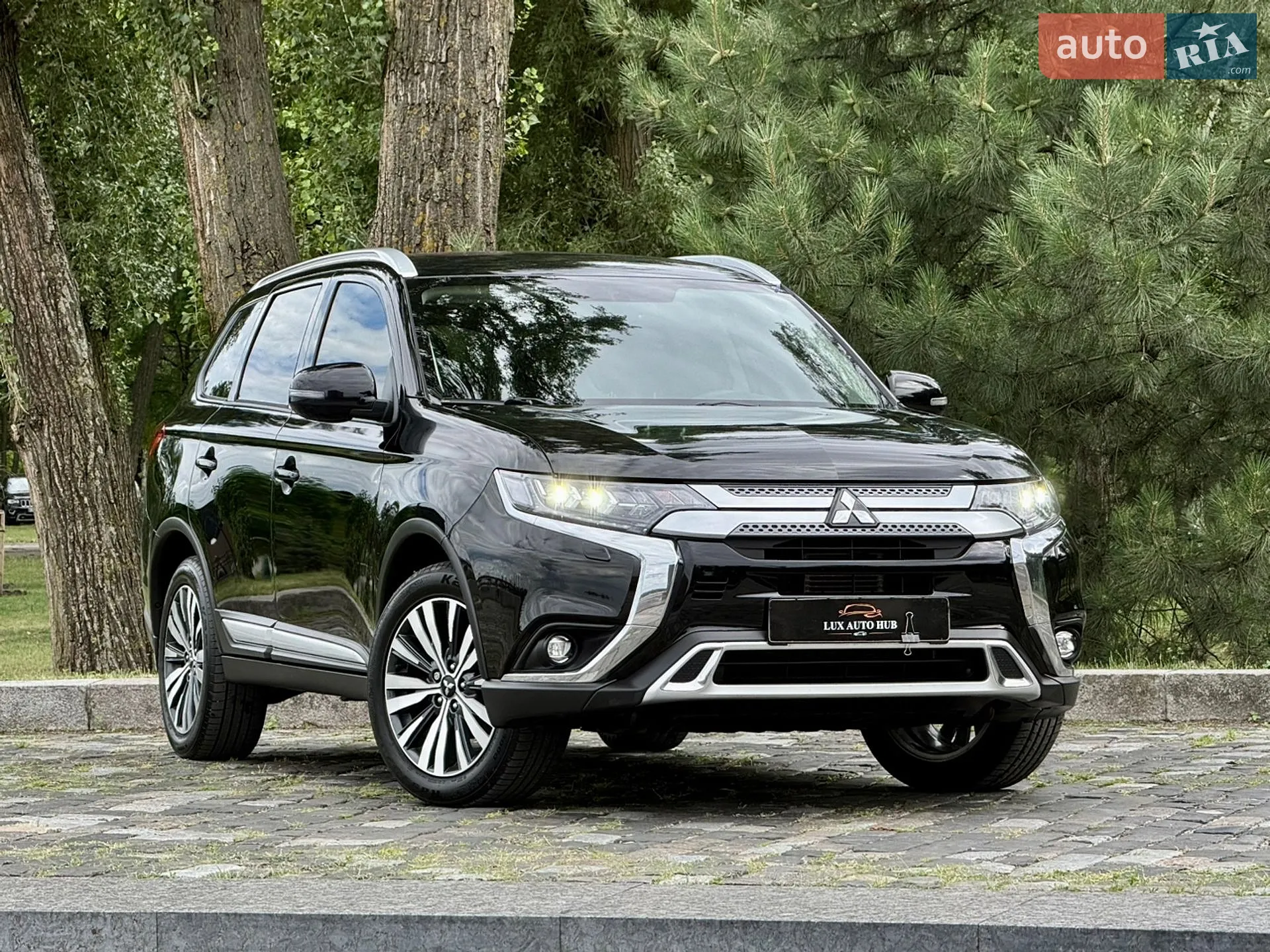 2021 Mitsubishi Outlander - мініатюра 141