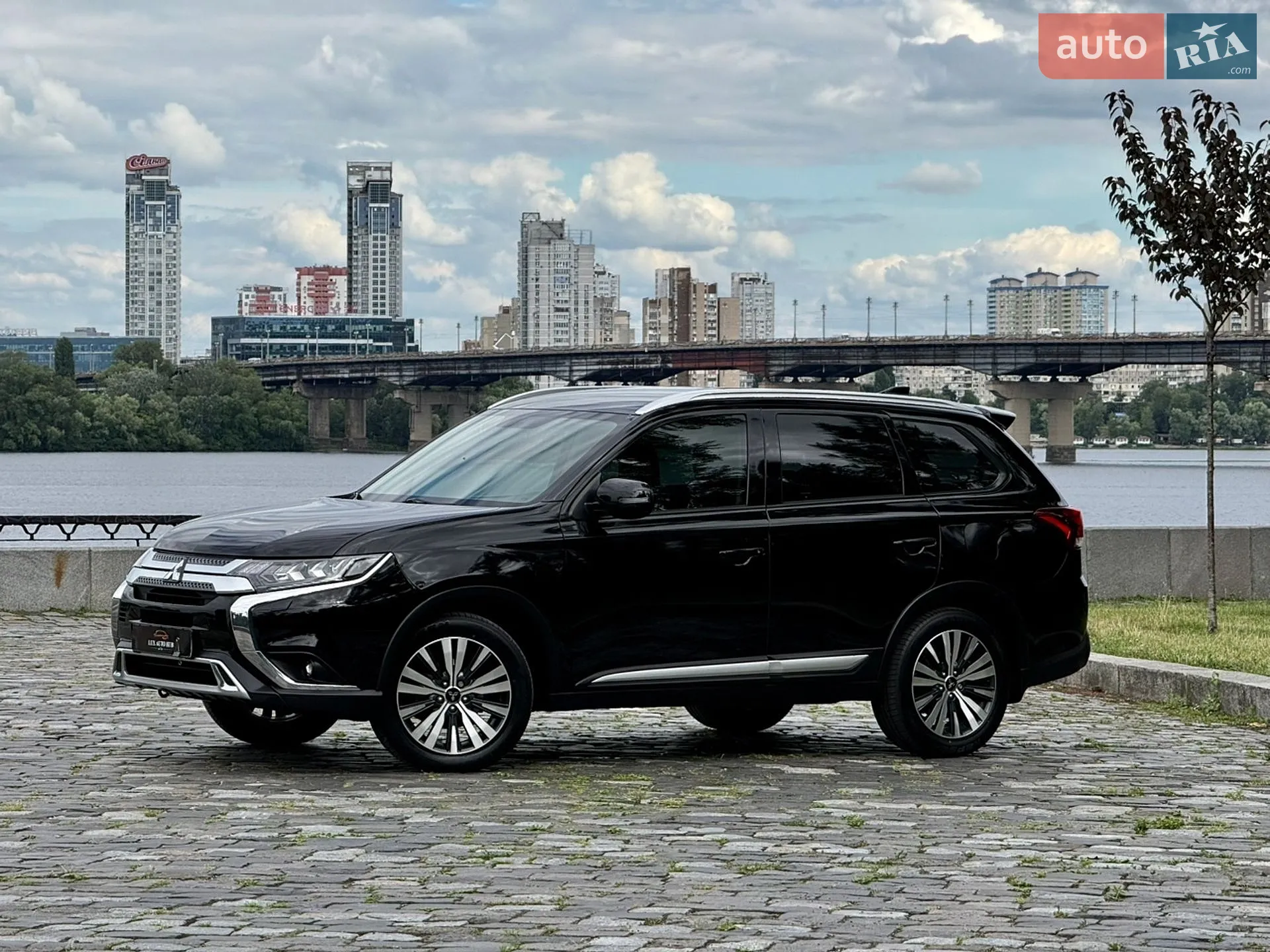 2021 Mitsubishi Outlander - мініатюра 157