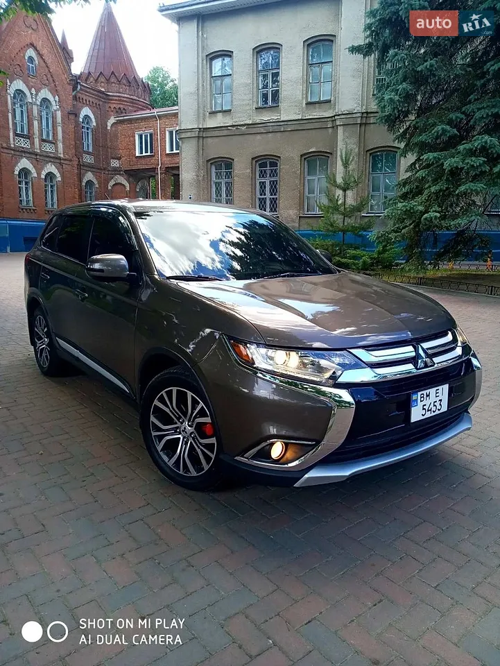 2015 Mitsubishi Outlander - мініатюра 4