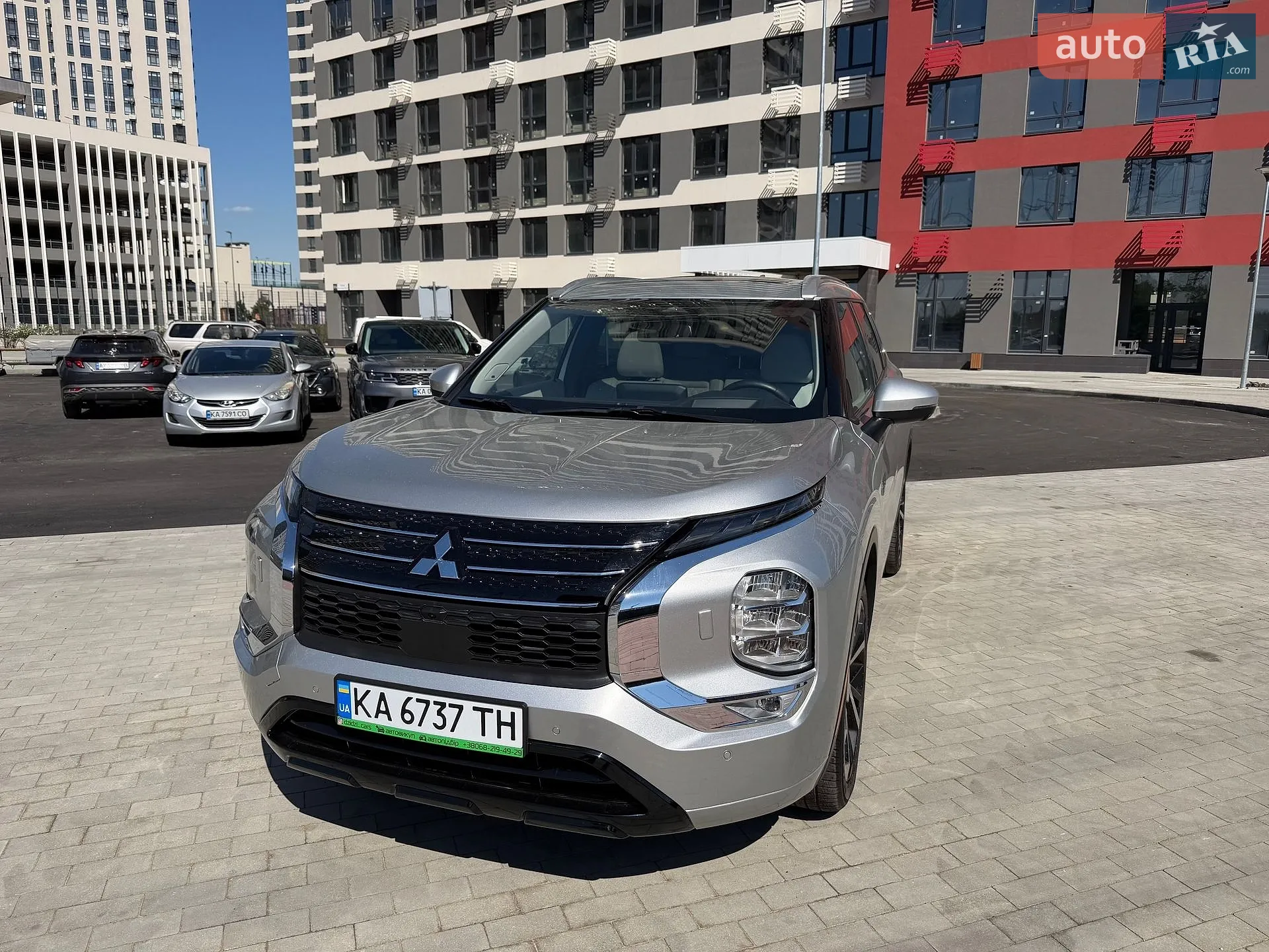 2022 Mitsubishi Outlander - мініатюра 4
