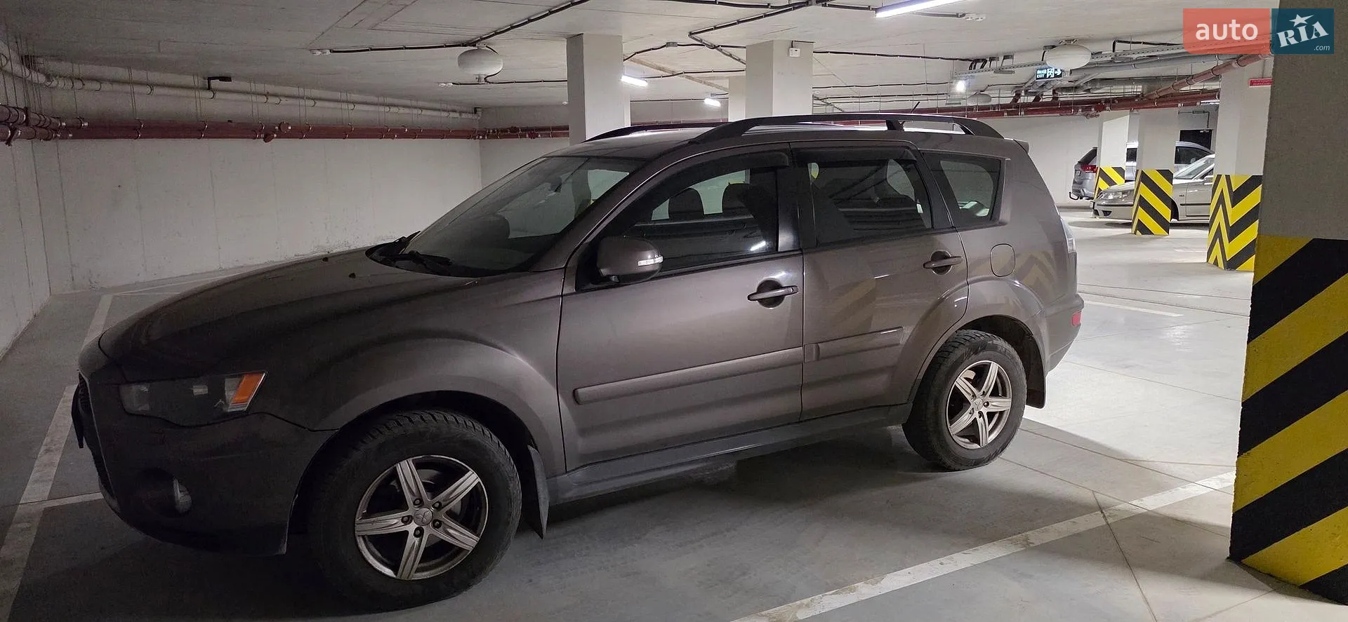 2011 Mitsubishi Outlander - фото 1
