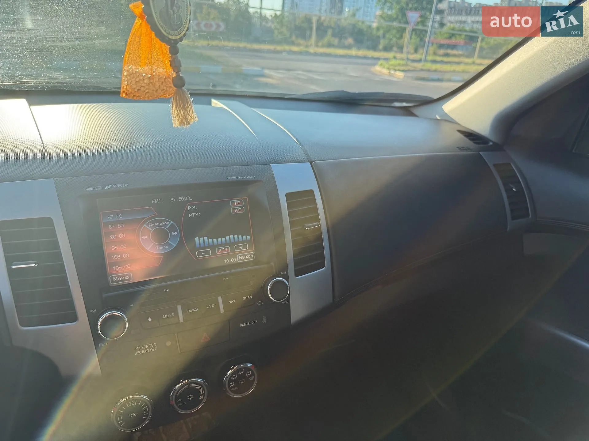 2010 Mitsubishi Outlander - мініатюра 26