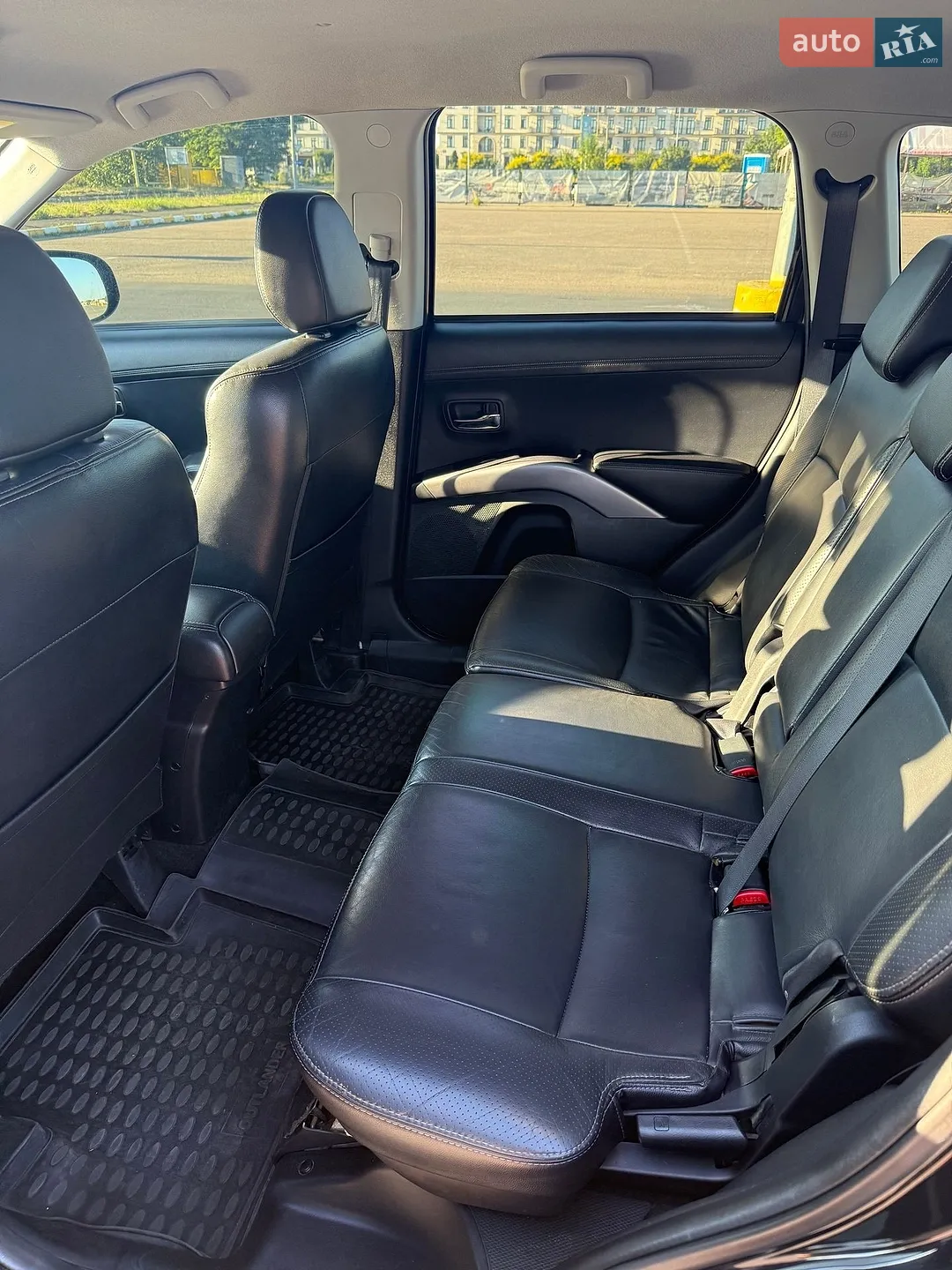2010 Mitsubishi Outlander - мініатюра 31