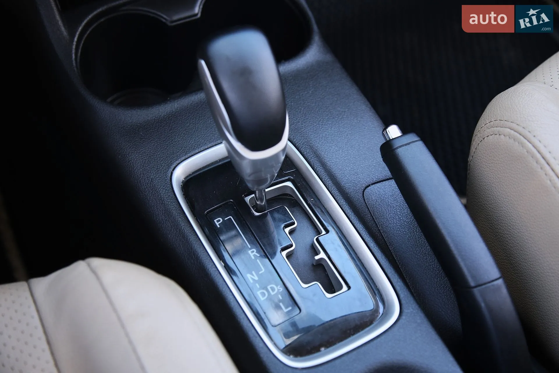 2015 Mitsubishi Outlander - мініатюра 18