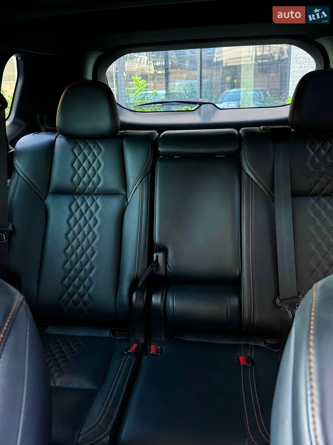 2023 Mitsubishi Outlander - мініатюра 2