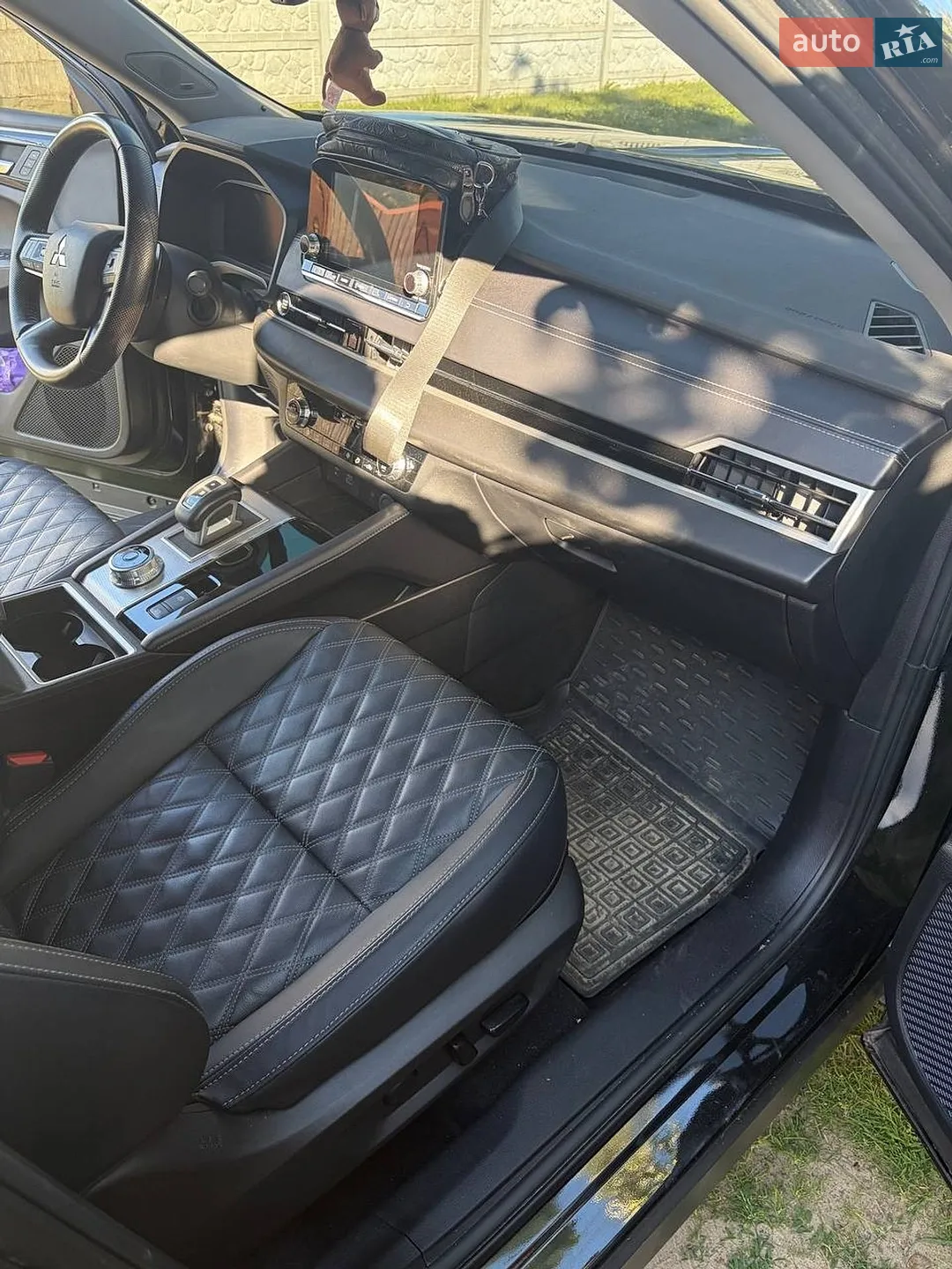 2024 Mitsubishi Outlander - мініатюра 26