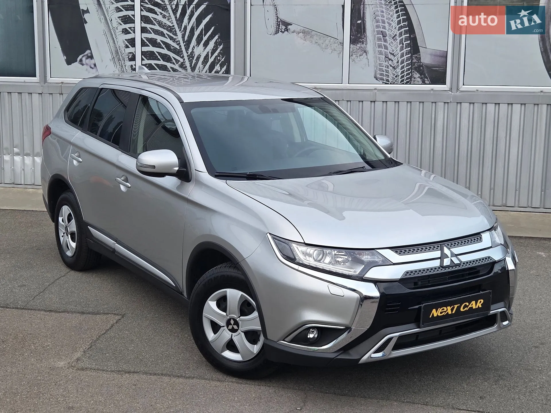 2021 Mitsubishi Outlander - мініатюра 3