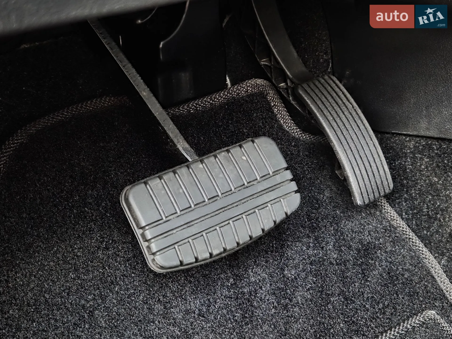2021 Mitsubishi Outlander - мініатюра 40