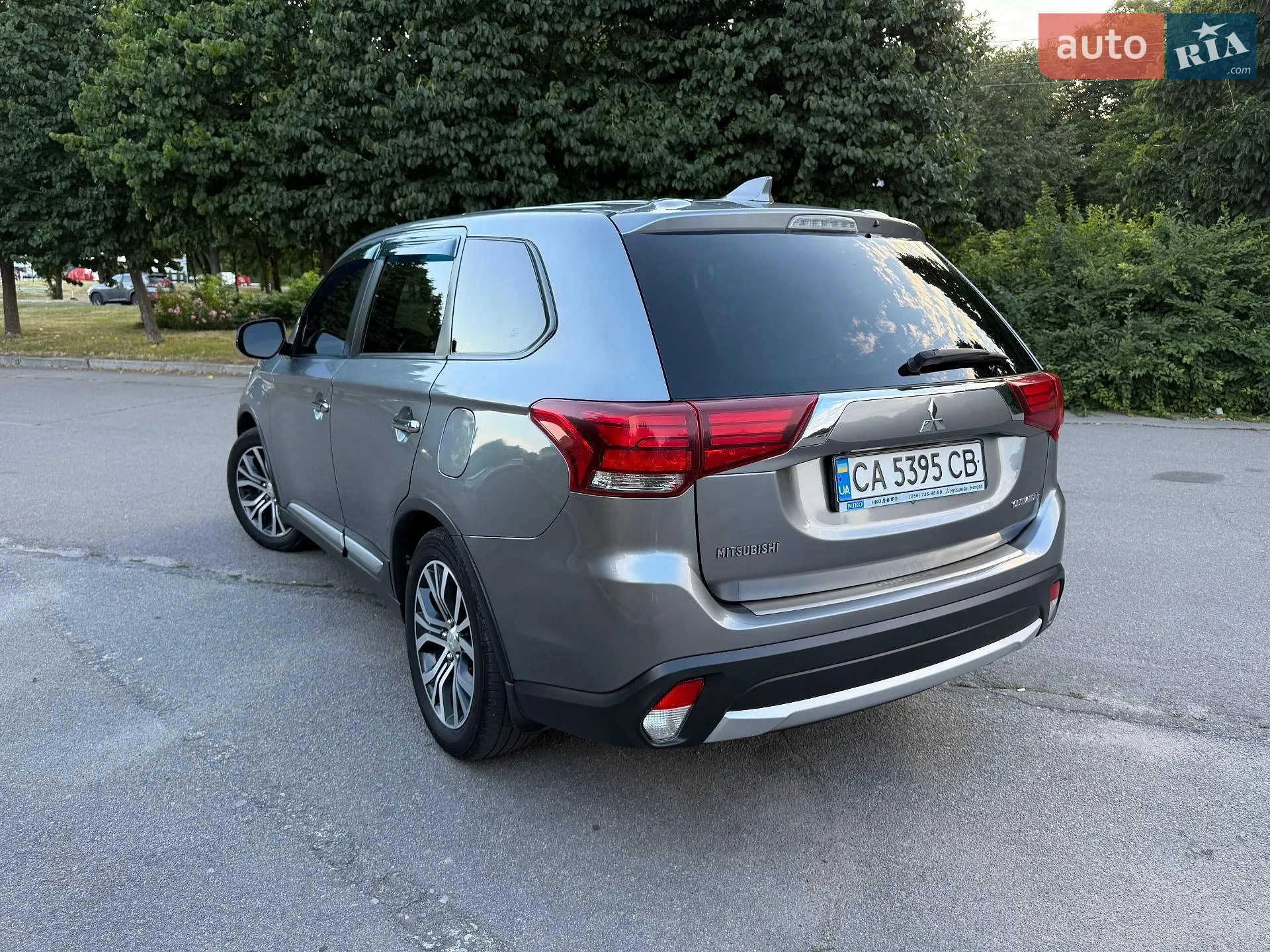 2018 Mitsubishi Outlander - мініатюра 14