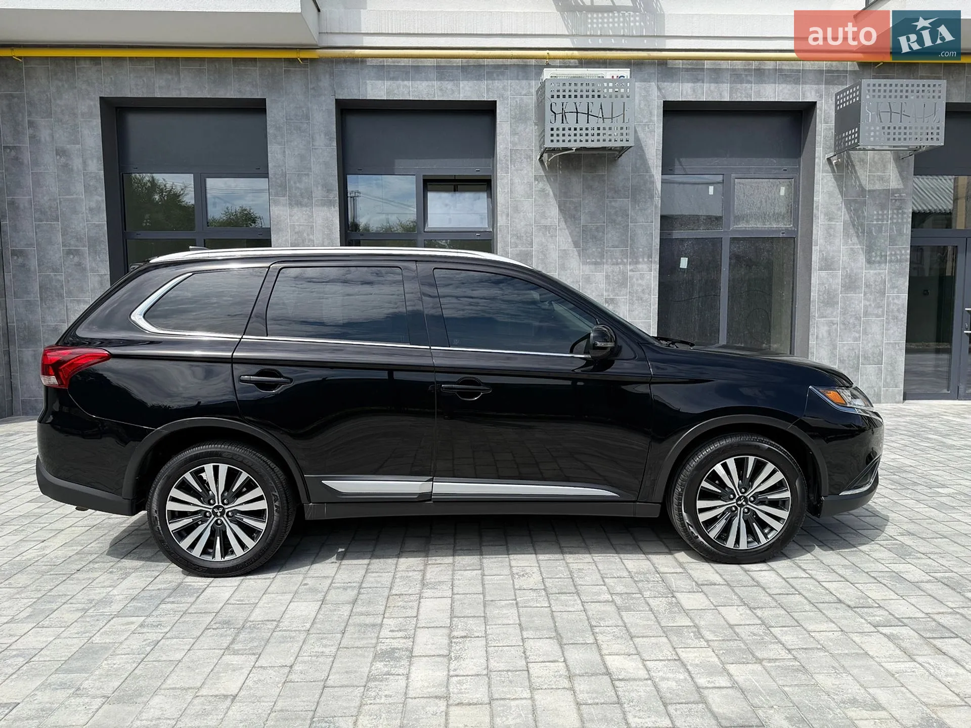2019 Mitsubishi Outlander - мініатюра 6