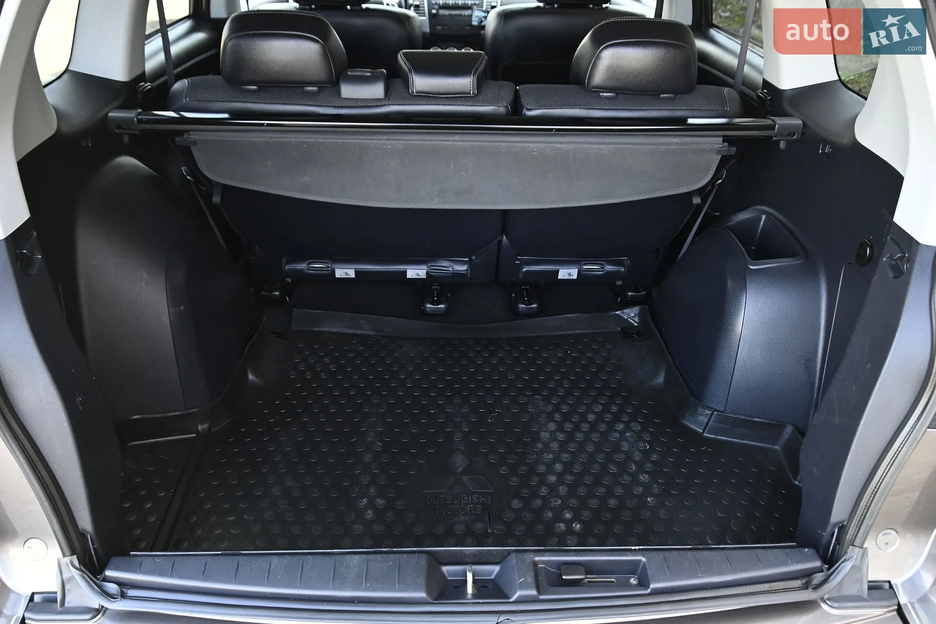 2010 Mitsubishi Outlander - мініатюра 26