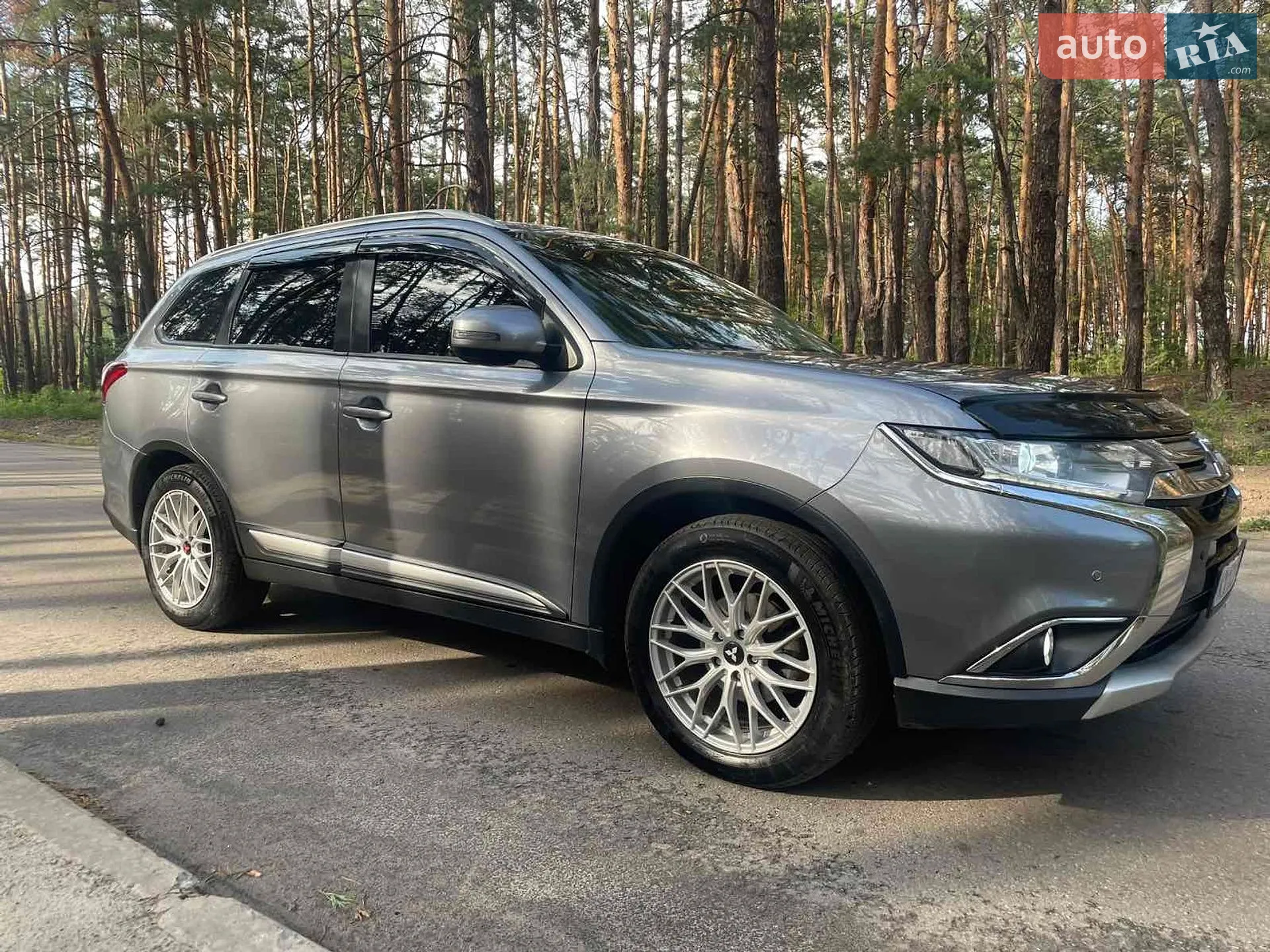 2016 Mitsubishi Outlander - мініатюра 2
