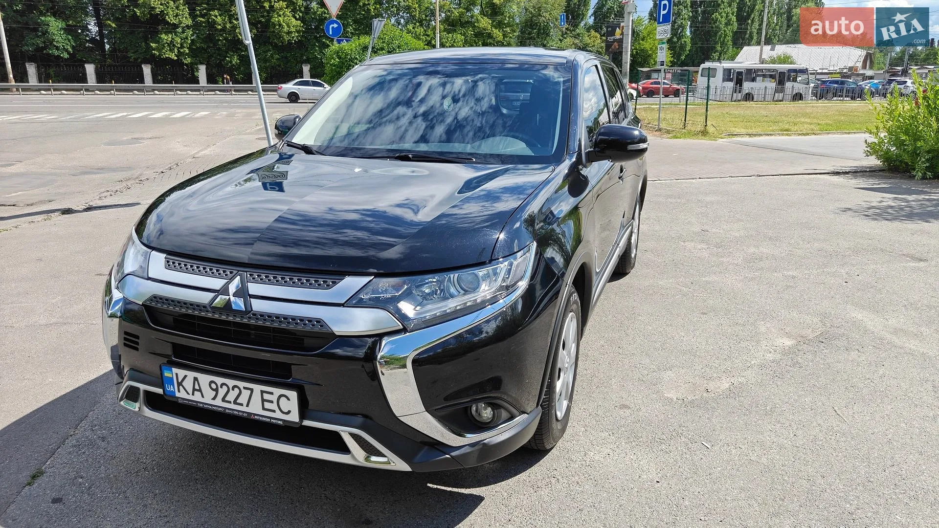 2021 Mitsubishi Outlander - мініатюра 13